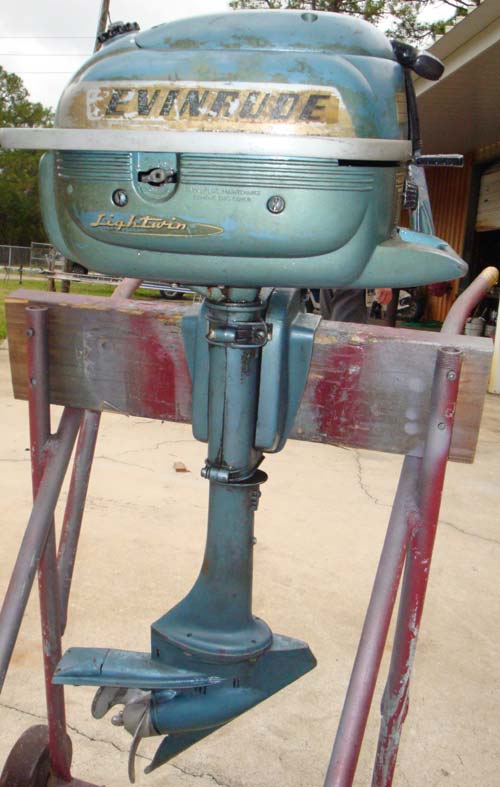 1954 3 hp Evinrude Lightwin Outboard