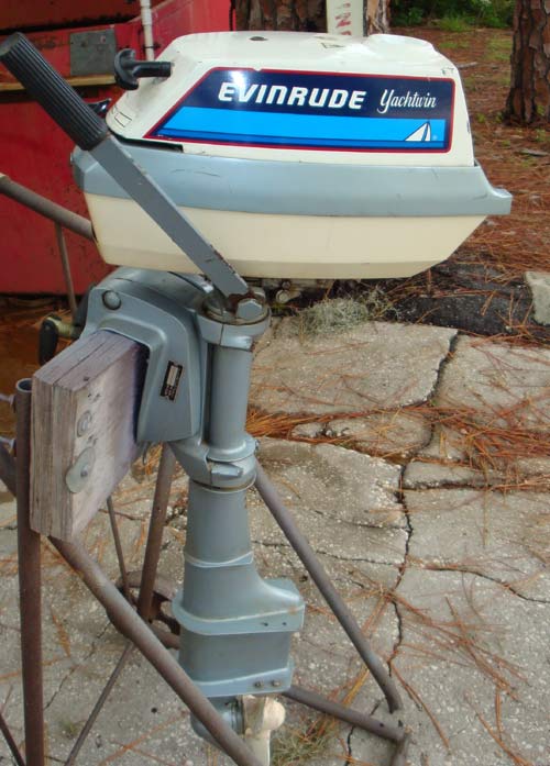 4 hp Evinrude Yachtwin Outboard