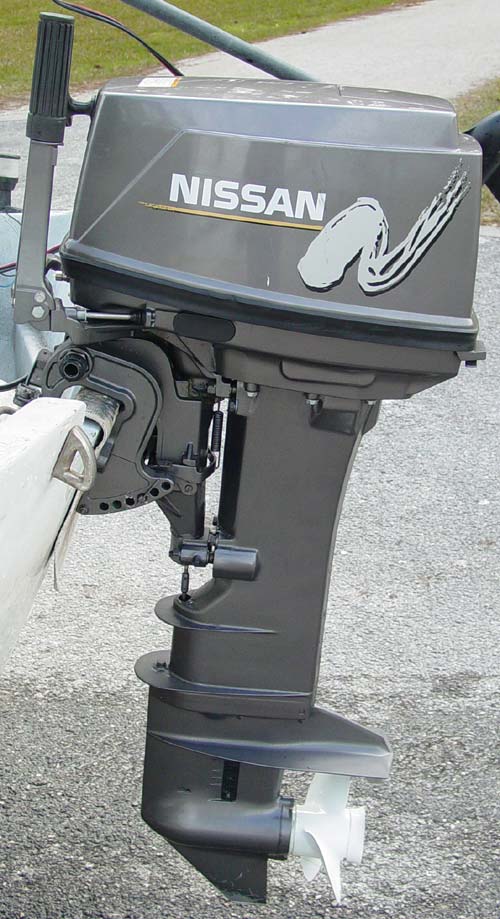 25Hp nissan outboard #9