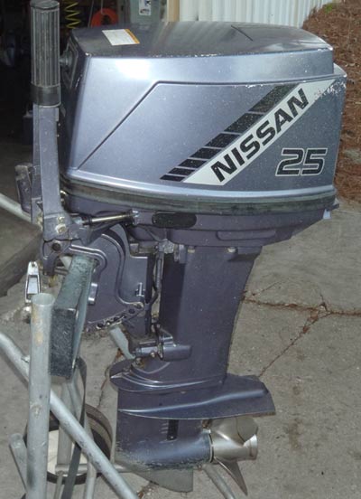 25Hp nissan outboard #3
