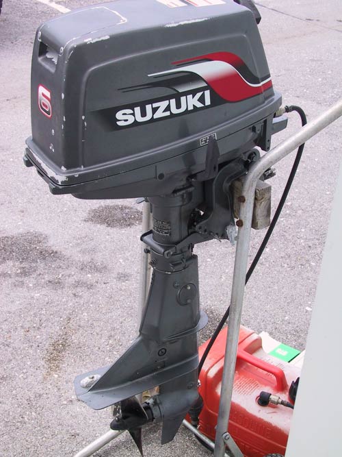 http://www.smalloutboards.com/images/s699/suzuki-6-hp-1999-side2.jpg