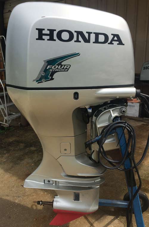 225hp VTEC Honda Outboard Boat Motor.