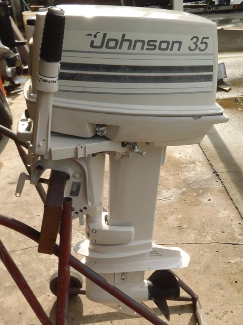 35 hp Johnson Outboard Boat Motor 15 Short Shaft