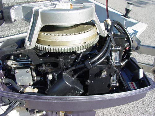 9.8 hp Nissan Outboard Electric Start